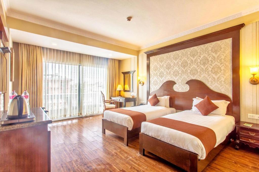 Da Yatra Courtyard Hotel & Resort Pókhara Exteriér fotografie